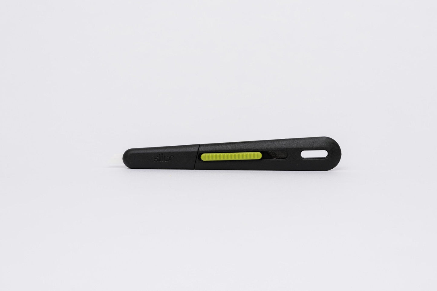 Samozatahovací pen cutter Slim