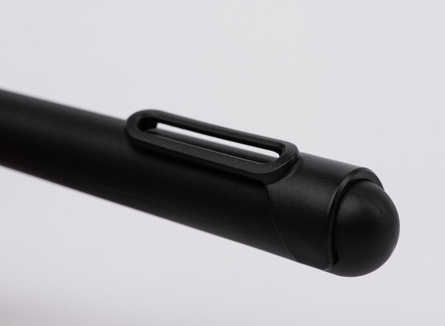 Spona pro pen cutter